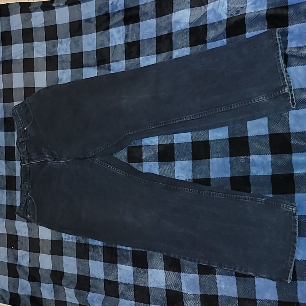 Vintage. Made in USA.  Faded Glory Jeans. Men's size w38 l34. Relaxed fit.